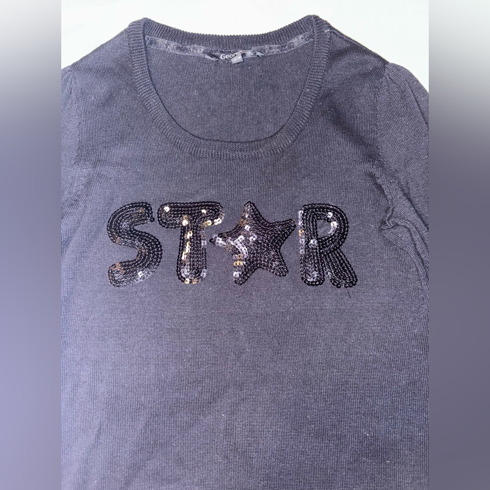 Girls Black Long Sleeve Knit Top - "STAR"
Beaded Detail (Kids Size M)